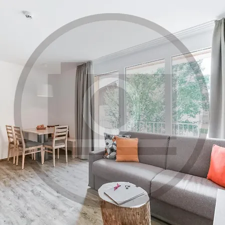 Hochwertige Lägenhet *